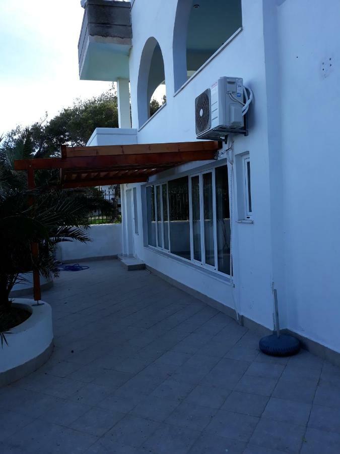 Perigiali Layrio Hotel Agia Marina Mikrolimanou Buitenkant foto